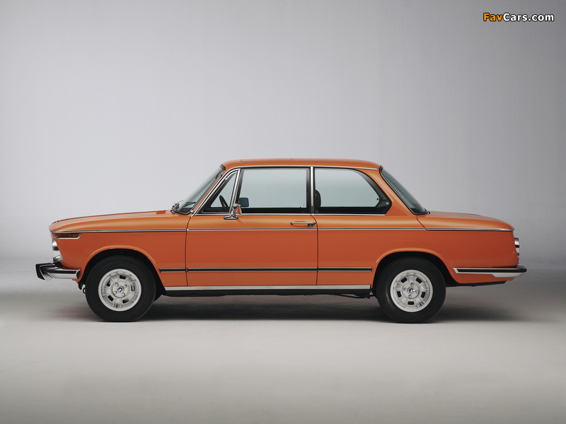 Pictures of BMW 2002tii (40th Birthday Reconstructed) (E10) 2006 (800 x 600)