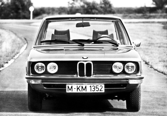 BMW 520 Sedan (E12) 1972–76 photos