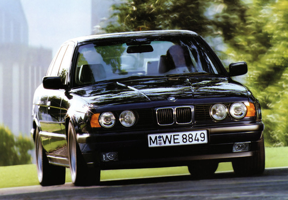 BMW 525td Sedan (E34) 1993–95 wallpapers