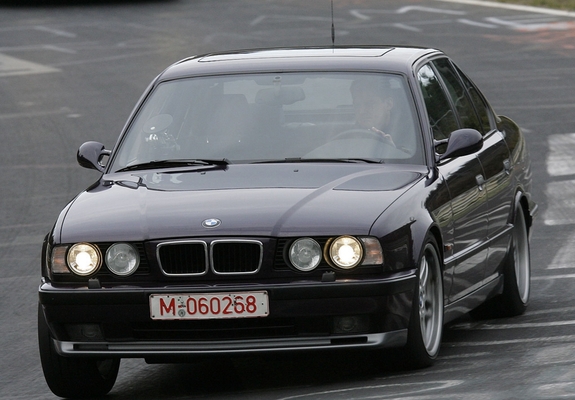 BMW M5 Sedan (E34) 1994–95 photos