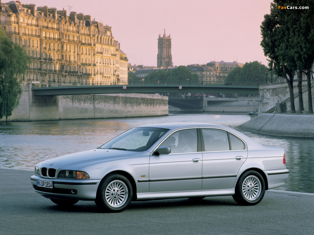 BMW 5 Series Sedan (E39) 1995–2003 photos (1024 x 768)