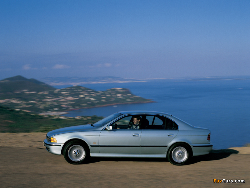 BMW 540i Sedan (E39) 1996–2000 pictures (800 x 600)