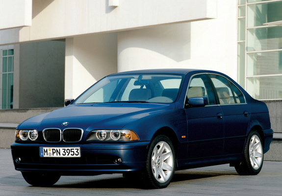 BMW 525i Sedan (E39) 2000–03 images