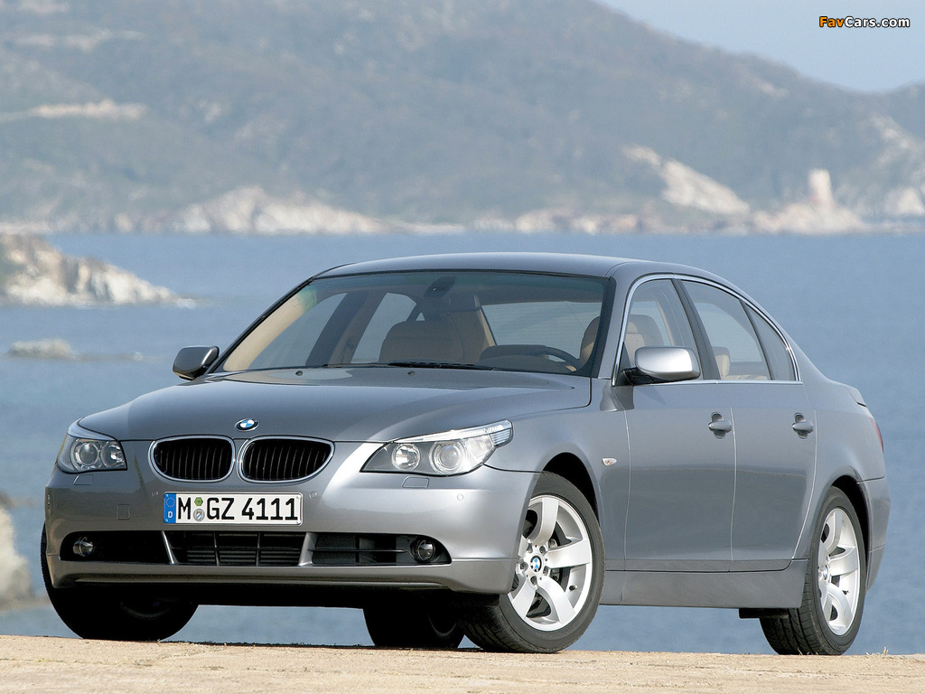 BMW 5 Series Sedan (E60) 2003–07 images (1024 x 768)