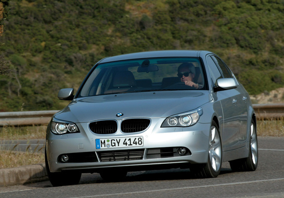 BMW 5 Series Sedan (E60) 2003–07 images