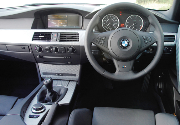 BMW 530d Touring M Sports Package UK-spec (E61) 2005 pictures