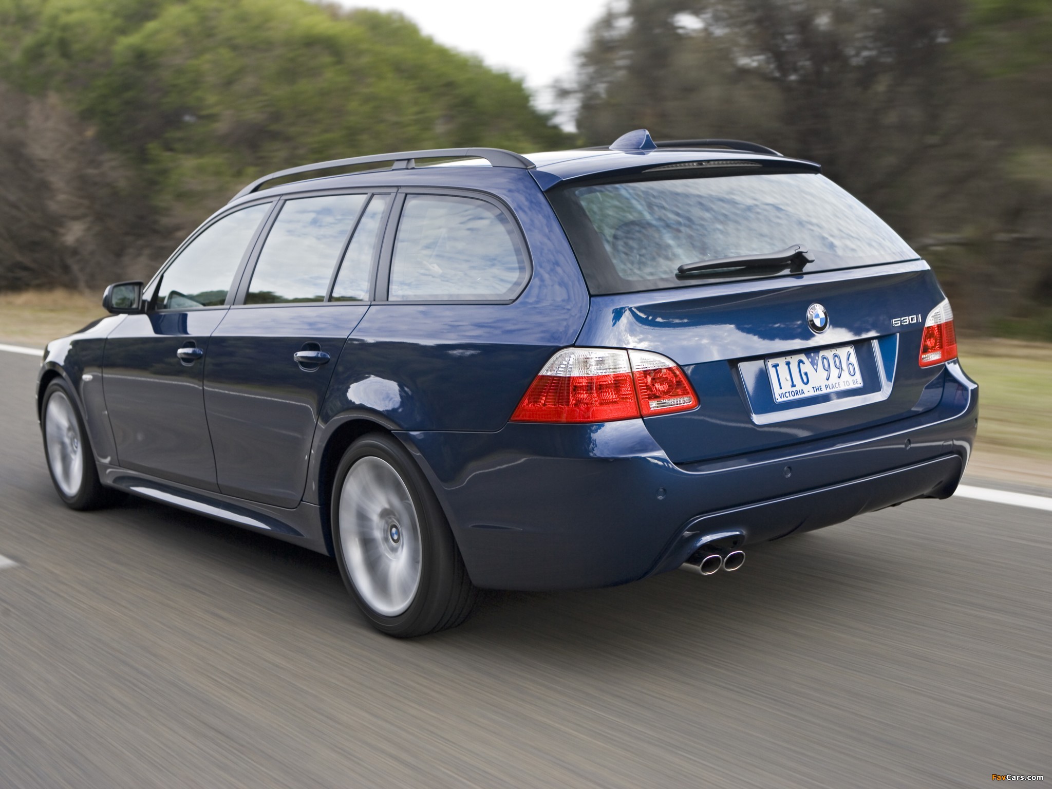 BMW 530i Touring M Sports Package AU-spec (E61) 2005 wallpapers (2048 x 1536)