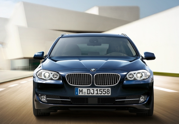 BMW 5 Series Touring (F11) 2010–13 pictures