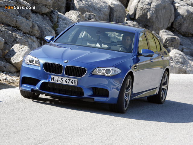 BMW M5 (F10) 2011–13 images (640 x 480)