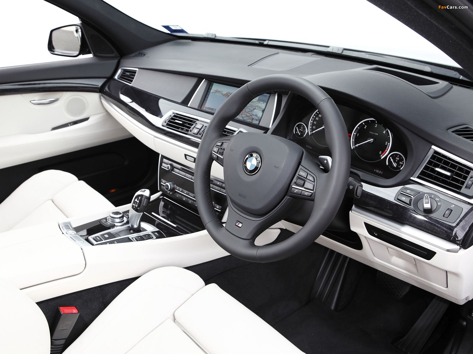 BMW 520d Gran Turismo M Sport Package AU-spec (F07) 2012–13 pictures (1600 x 1200)