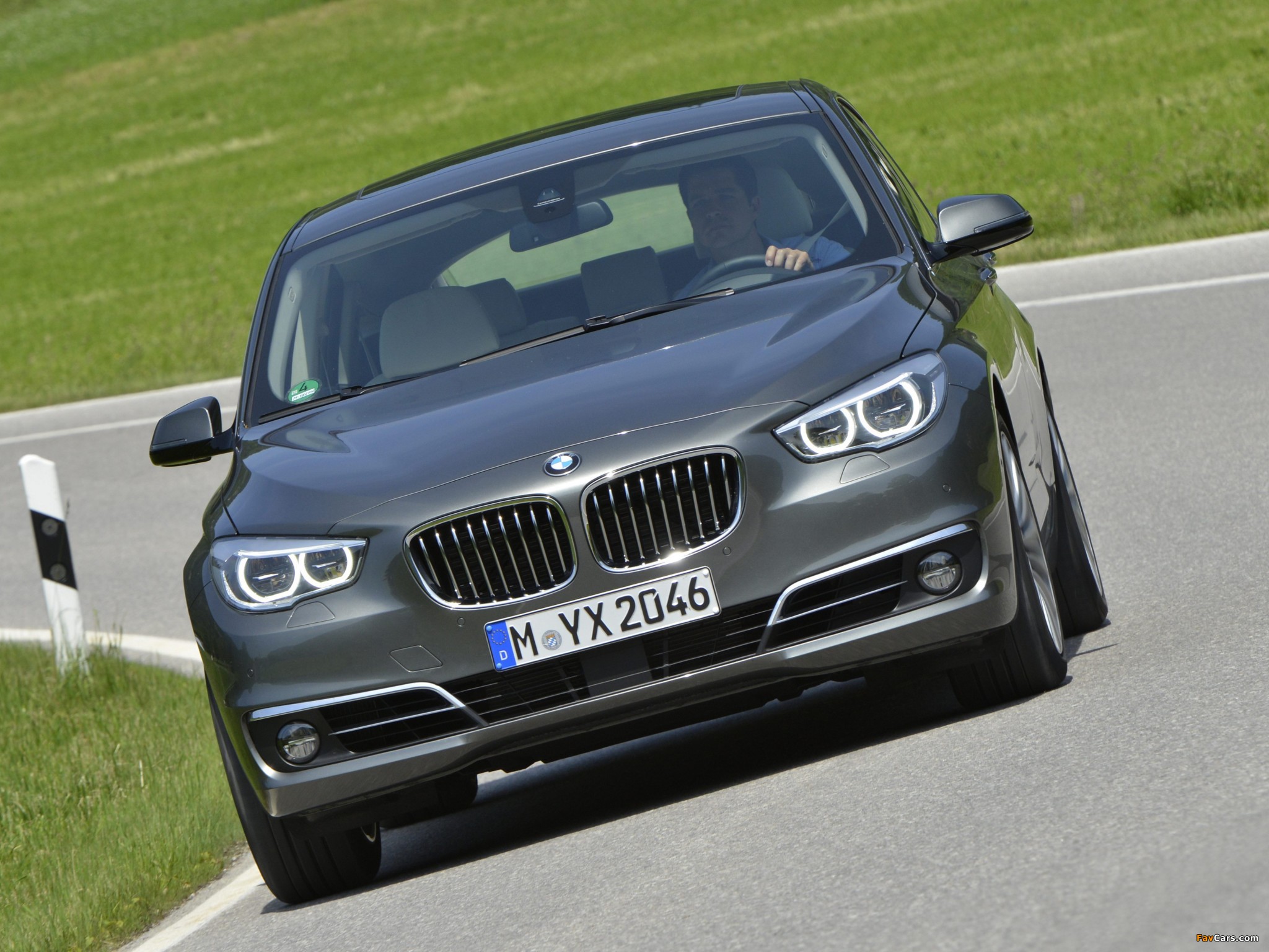 BMW 535i Gran Turismo Luxury Line (F07) 2013 images (2048 x 1536)