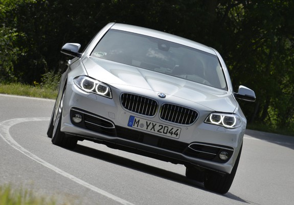 BMW 530d Sedan Luxury Line (F10) 2013 photos