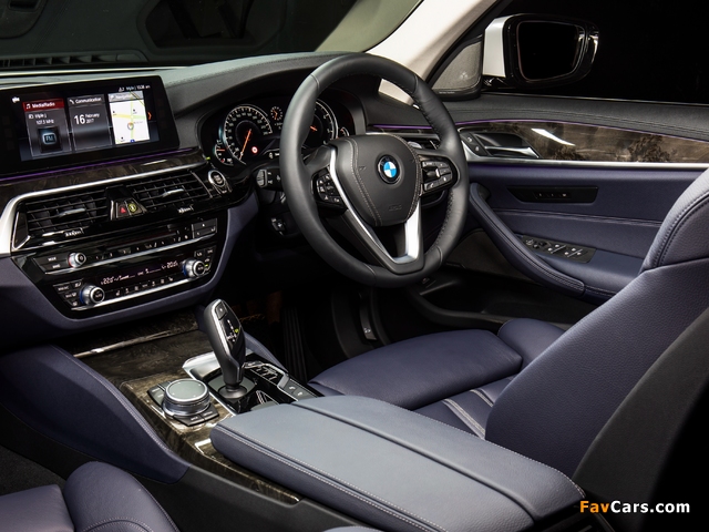 BMW 520d Sedan Luxury Line AU-spec (G30) 2017 photos (640 x 480)