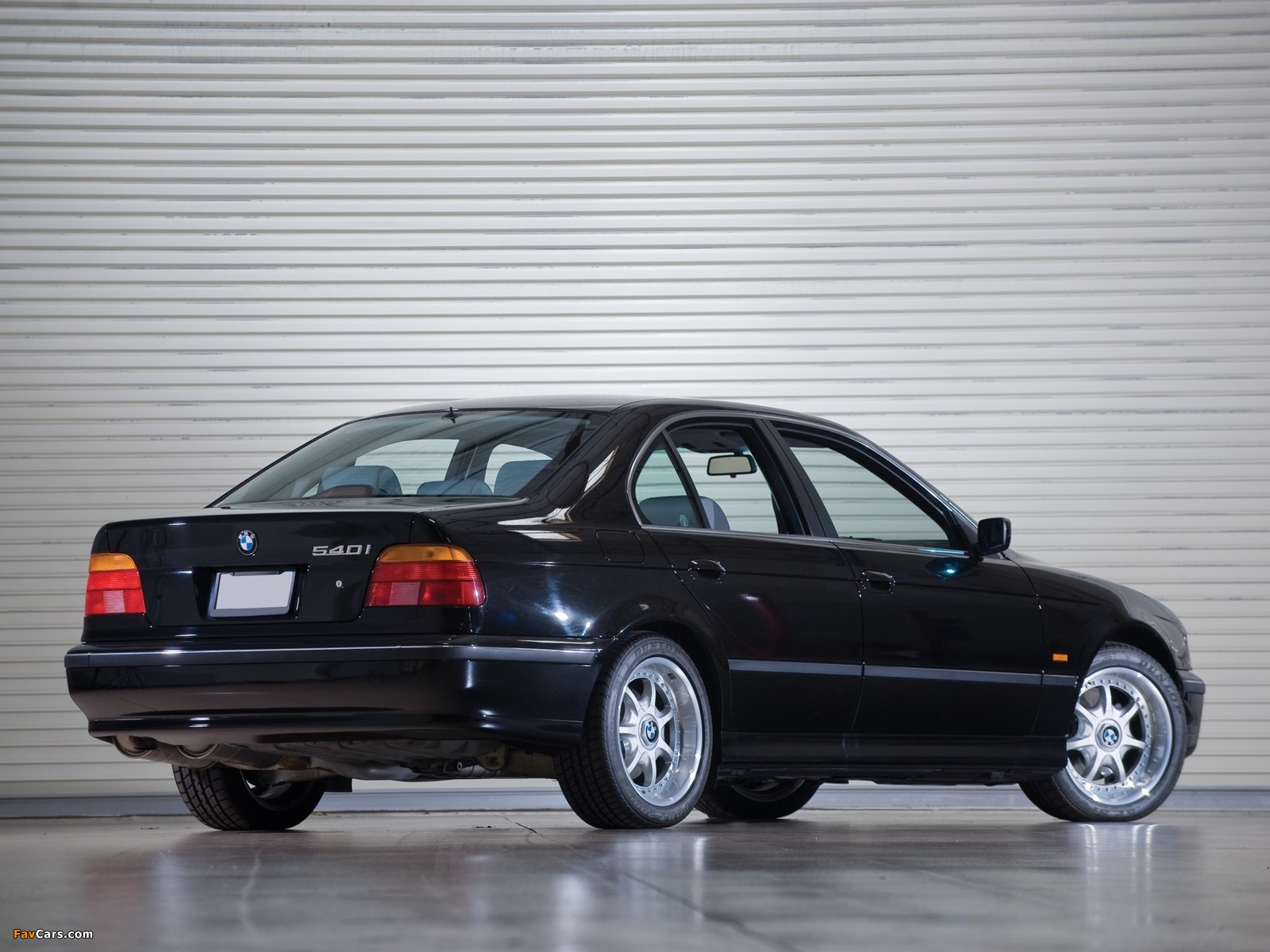 BMW 540i Sedan US-spec (E39) 1996–2003 pictures (1600 x 1200)