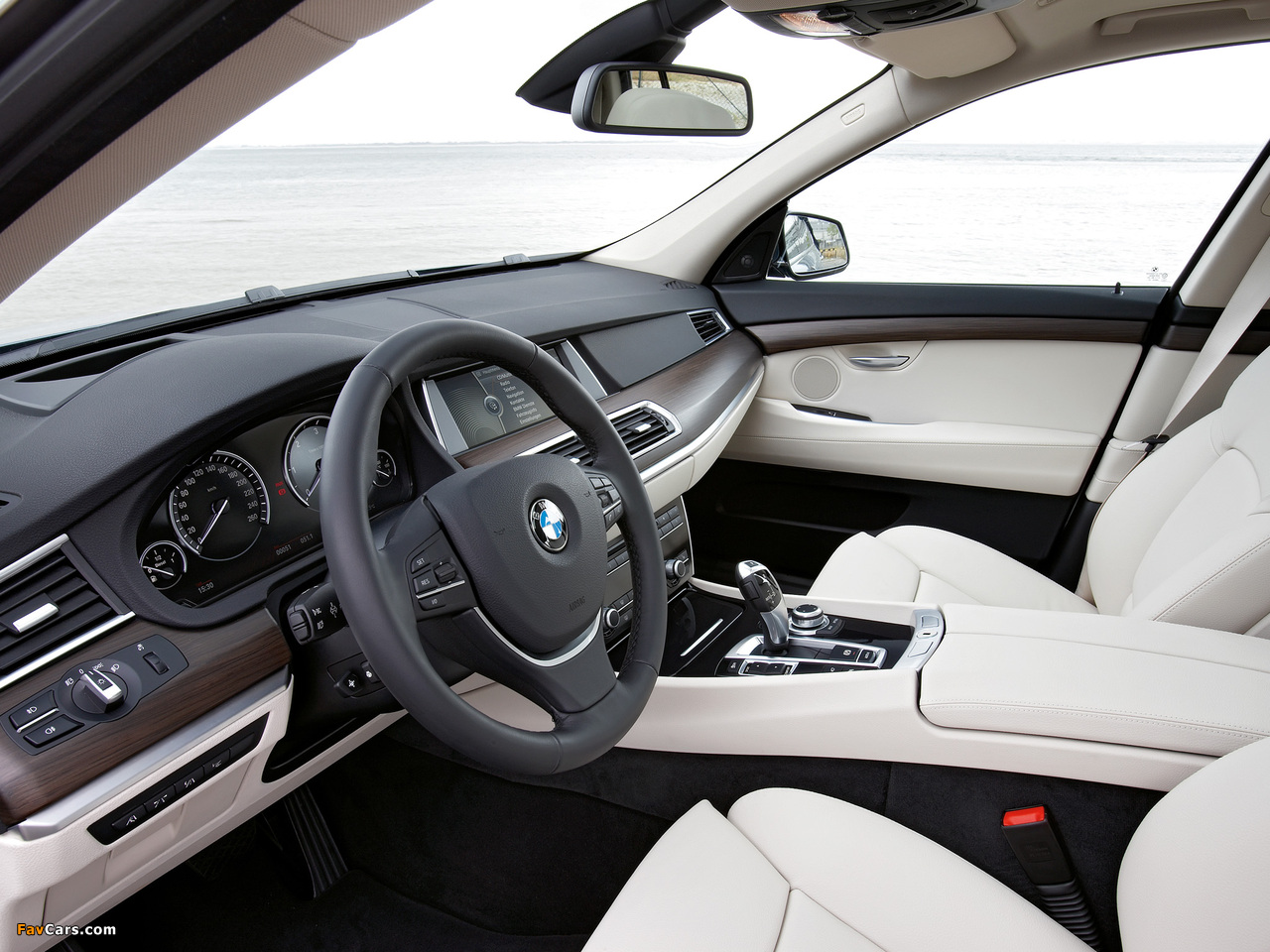Images of BMW 530d Gran Turismo (F07) 2009–13 (1280 x 960)