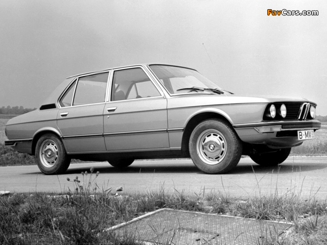 Images of BMW 520 Sedan (E12) 1972–76 (640 x 480)