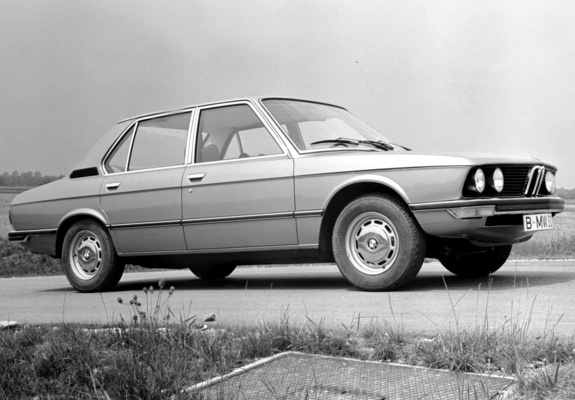 Images of BMW 520 Sedan (E12) 1972–76