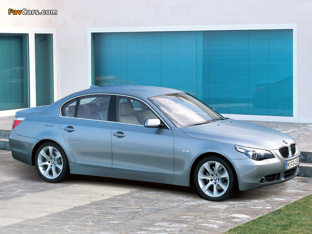 Images of BMW 5 Series Sedan (E60) 2003–07 (640 x 480)