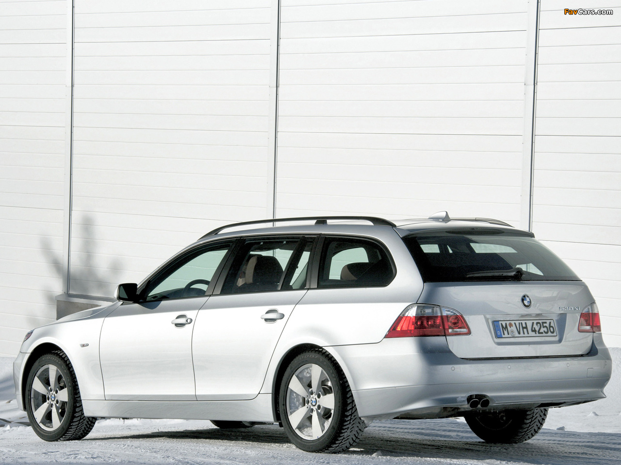 Images of BMW 530xi Touring (E61) 2007–10 (1280 x 960)