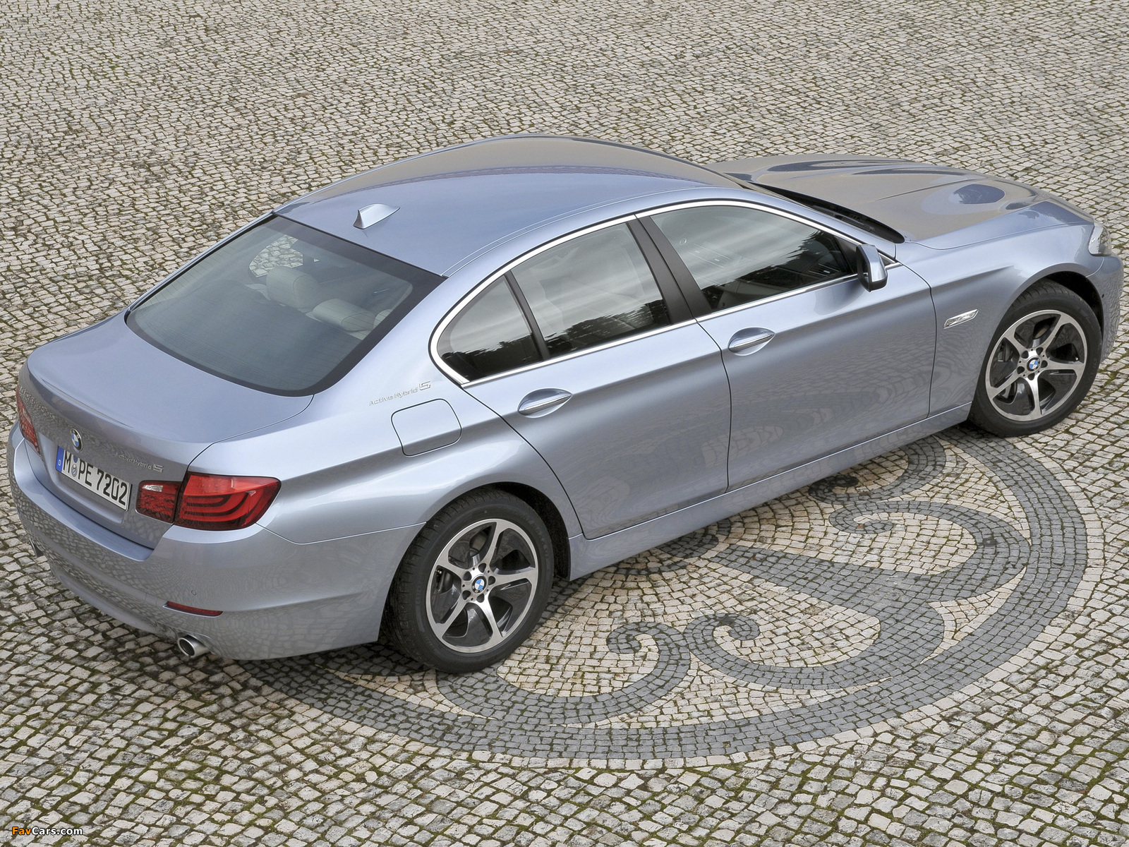 Images of BMW ActiveHybrid 5 (F10) 2012–13 (1600 x 1200)