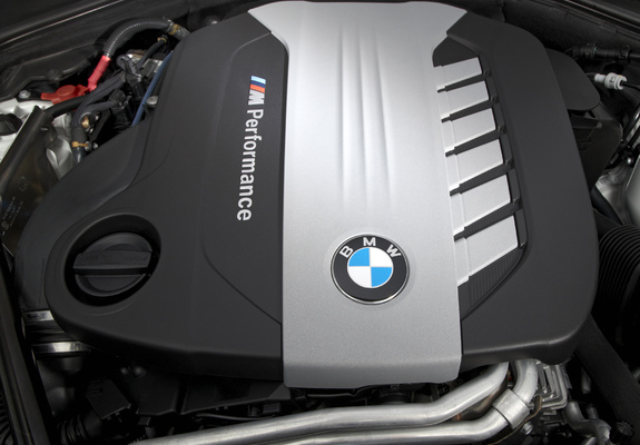 Images of BMW M550d xDrive Sedan (F10) 2012