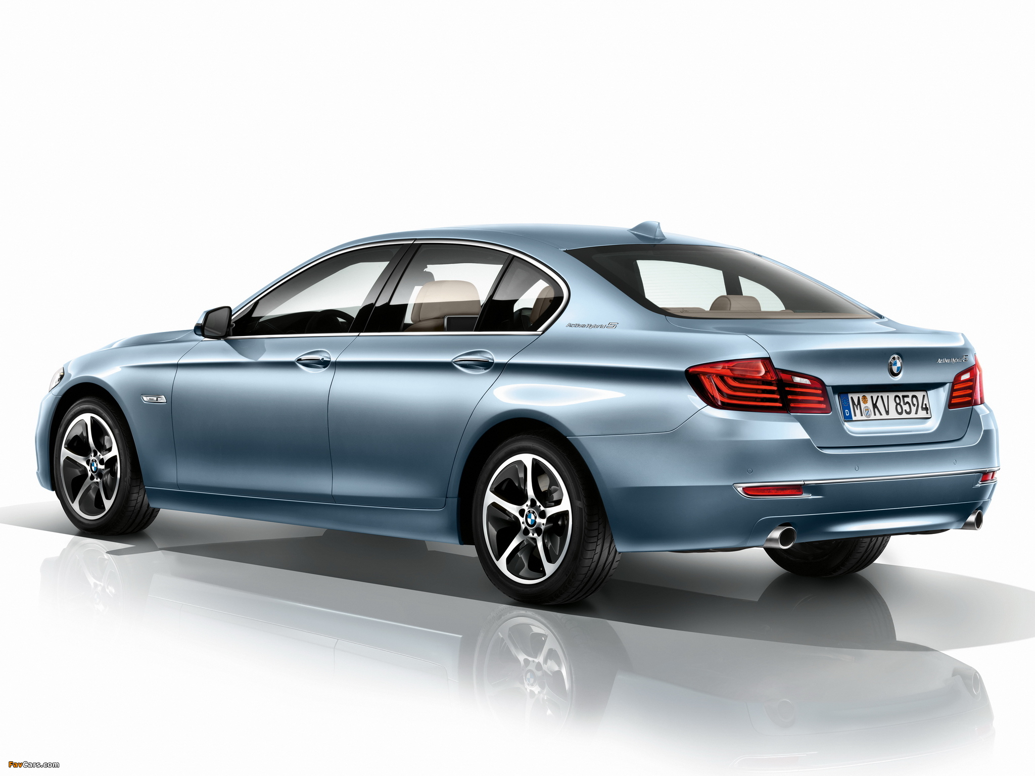 Images of BMW ActiveHybrid 5 (F10) 2013 (2048 x 1536)