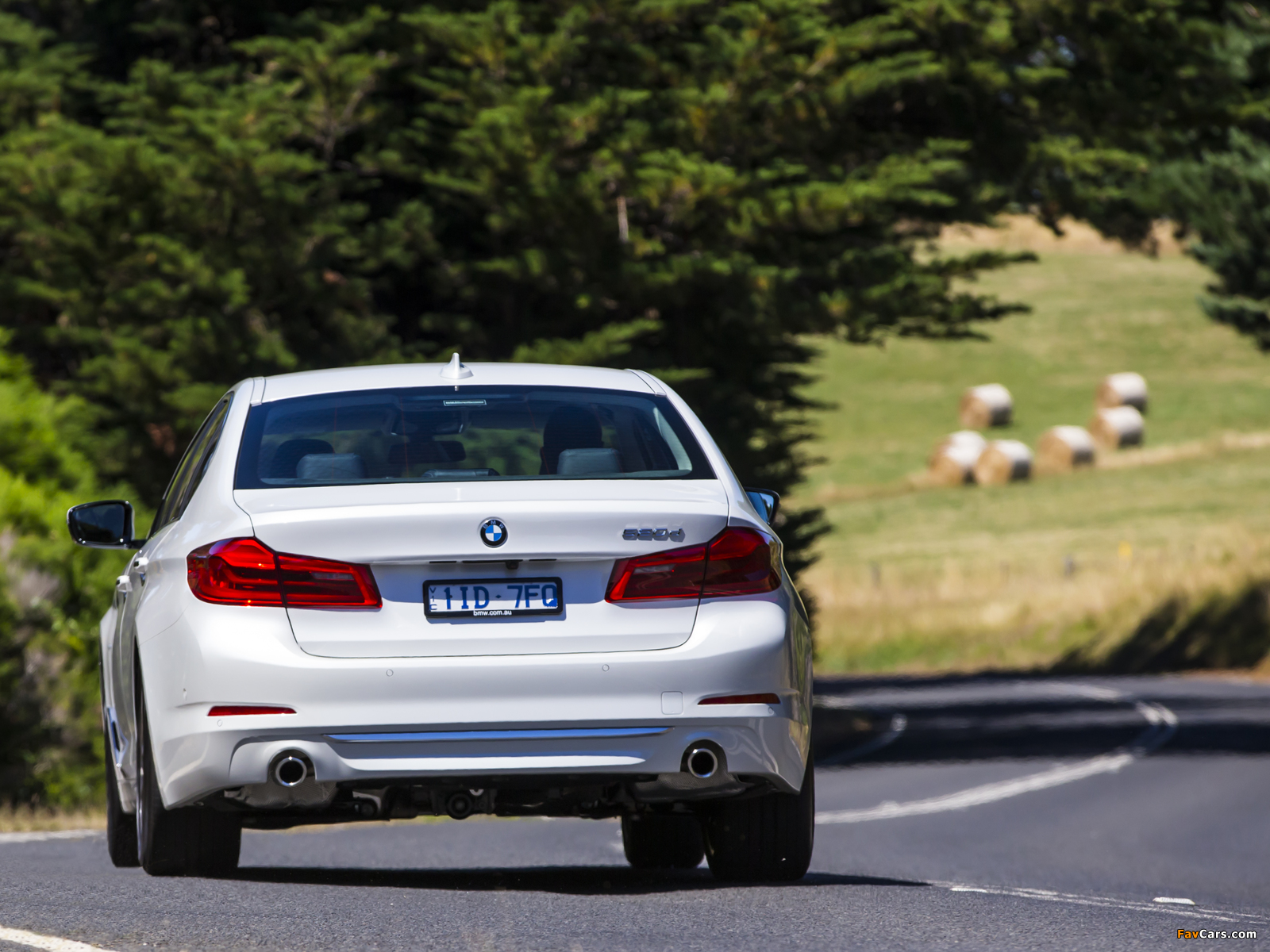 Images of BMW 520d Sedan Luxury Line AU-spec (G30) 2017 (1600 x 1200)