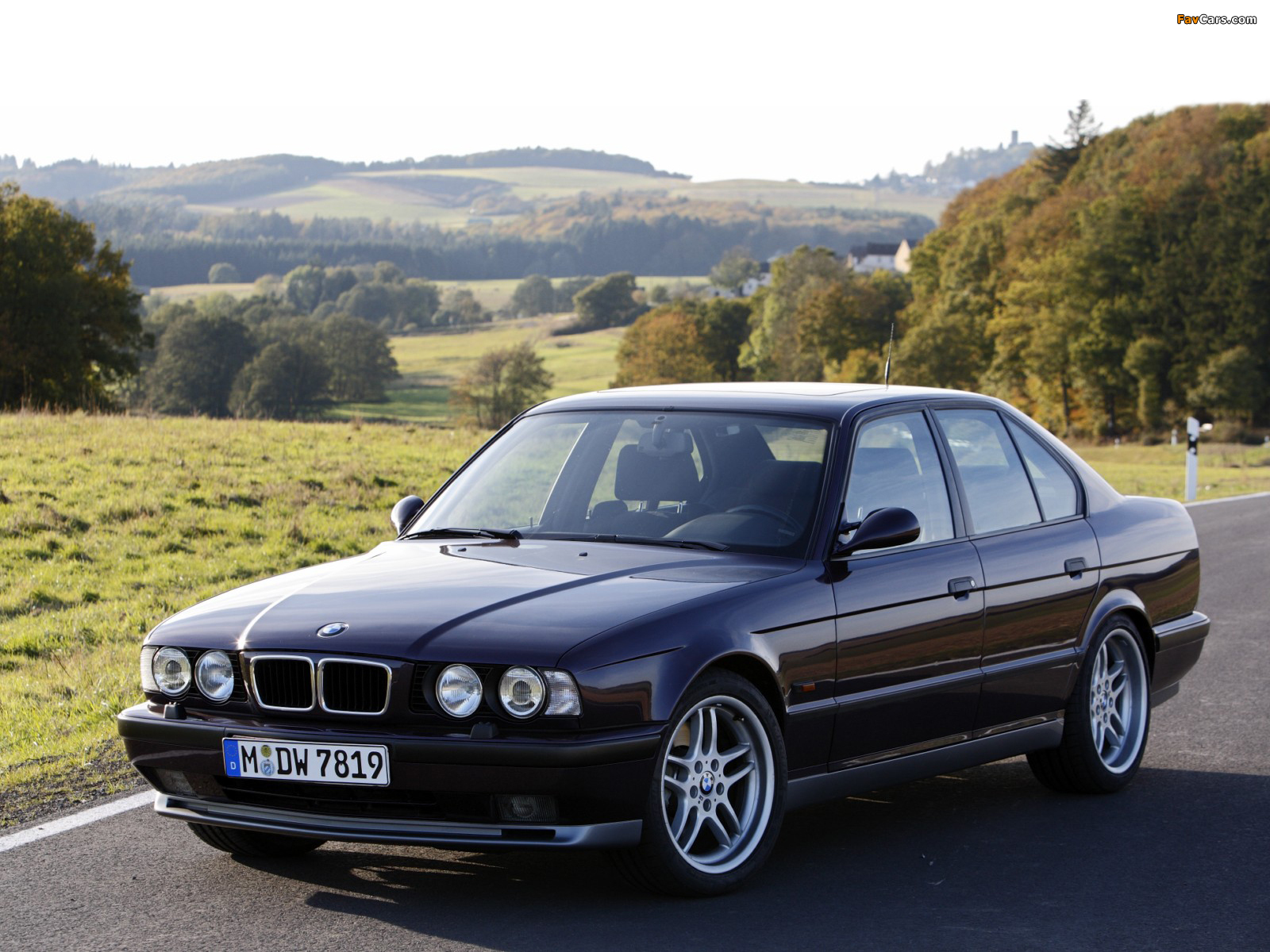 Photos of BMW M5 Sedan (E34) 1994–95 (1600 x 1200)