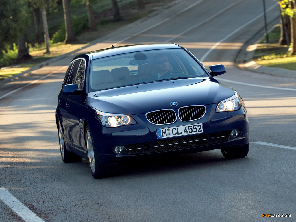 Photos of BMW 530i Touring (E61) 2007–10 (1024 x 768)