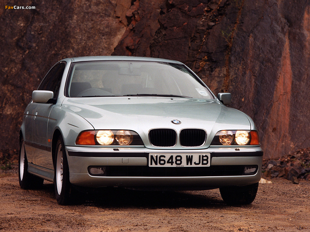 Pictures of BMW 540i Sedan UK-spec (E39) 1996–2000 (1024 x 768)