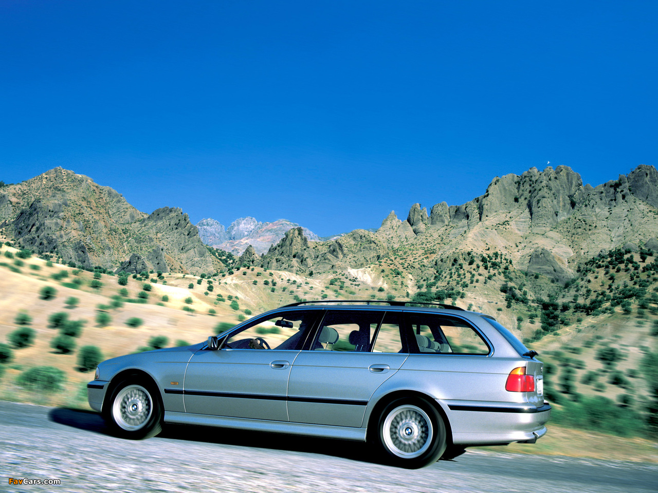 Pictures of BMW 528i Touring (E39) 1997–2000 (1280 x 960)