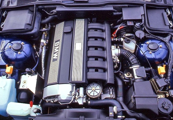 Pictures of BMW 530iX Enduro Touring (E34) 1993