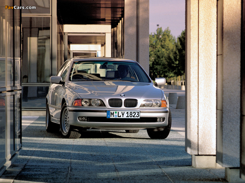BMW 540i Sedan (E39) 1996–2000 wallpapers (800 x 600)