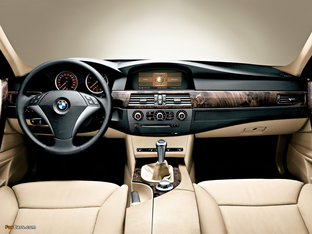 BMW 545i Sedan (E60) 2003–05 wallpapers (1024 x 768)