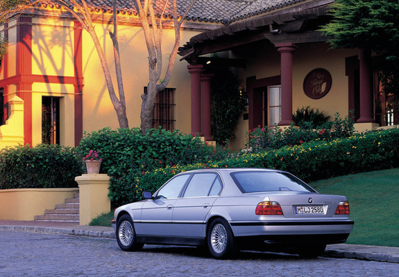 BMW 750iL (E38) 1998–2001 pictures