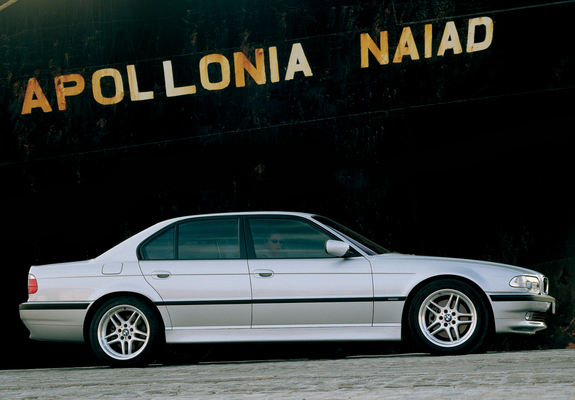 Photos of BMW 740d (E38) 1999–2001
