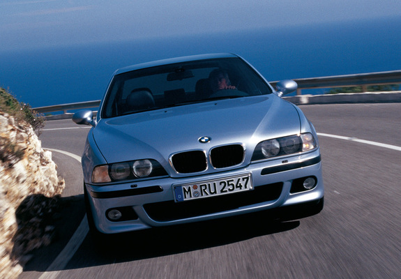 BMW M5 (E39) 1998–2003 wallpapers