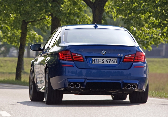 Images of BMW M5 (F10) 2011