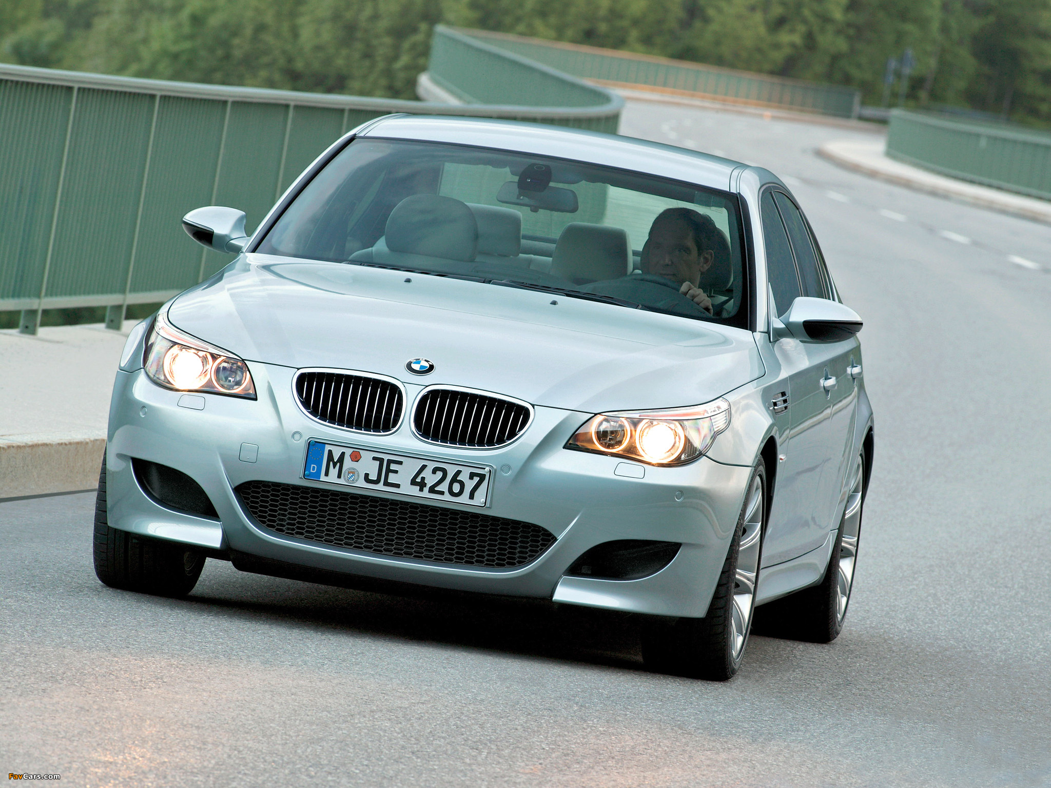 Шт м5. BMW 5 e60 2010. BMW m5 e60 2004. BMW m5 2010. BMW m5 2005.