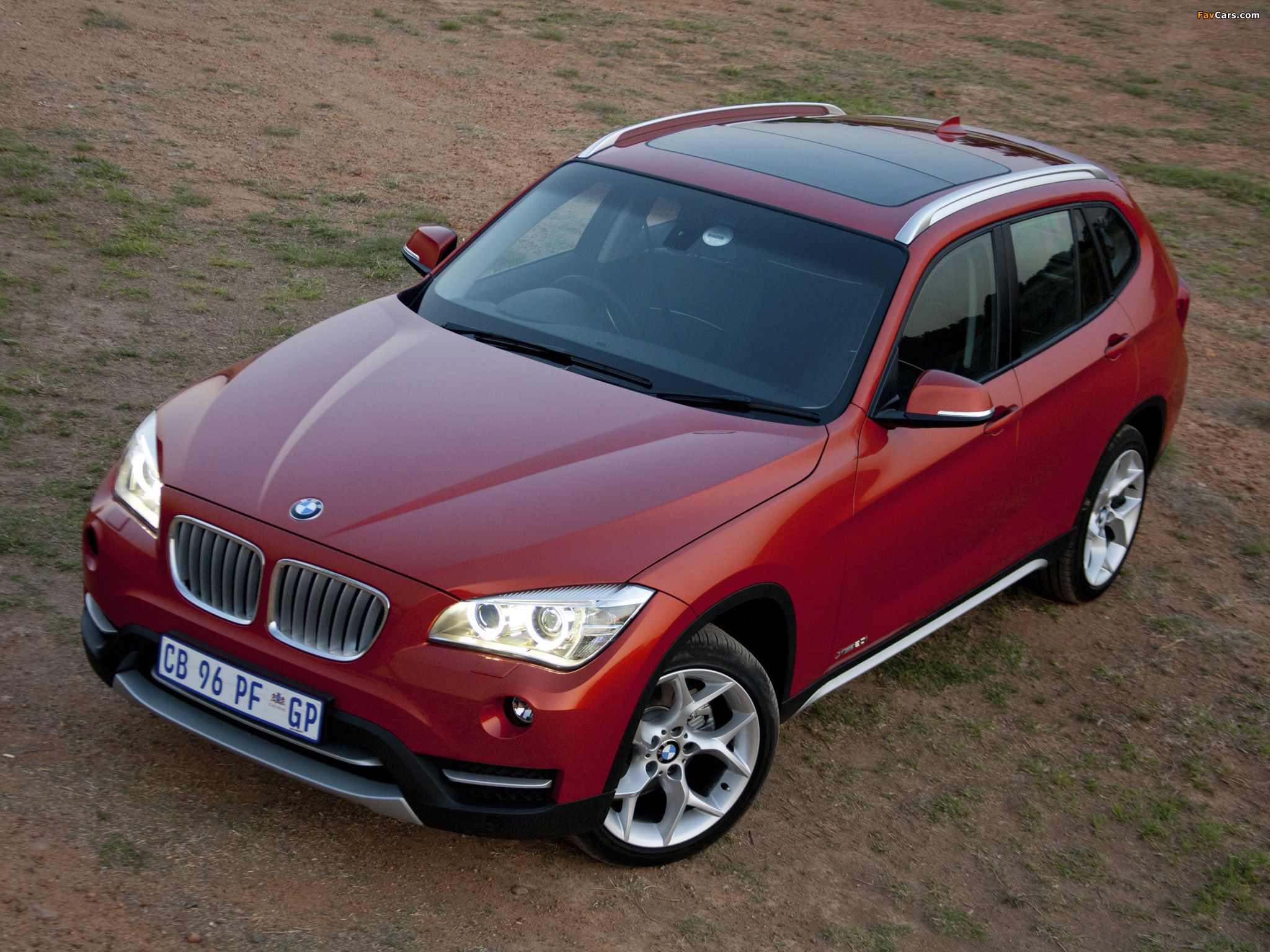 Х1 2012 года. BMW x1. БМВ х1 красная. BMW x1 e84. BMW x1 2012.
