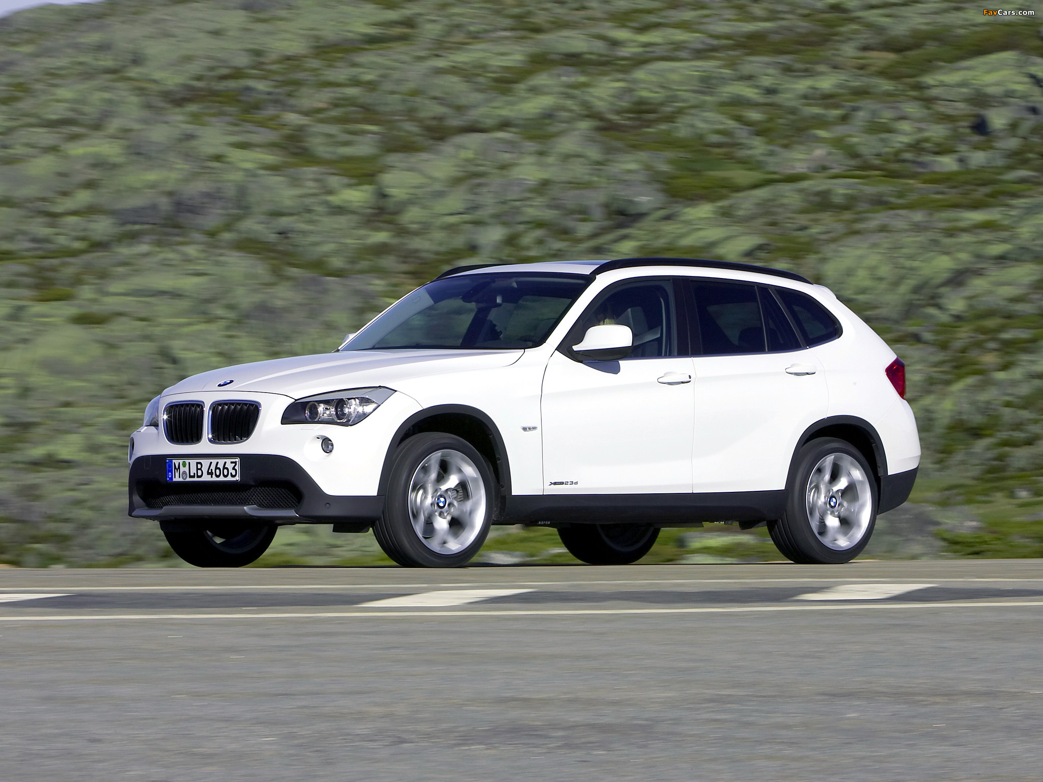 Images of BMW X1 xDrive23d (E84) 2009 (2048x1536)