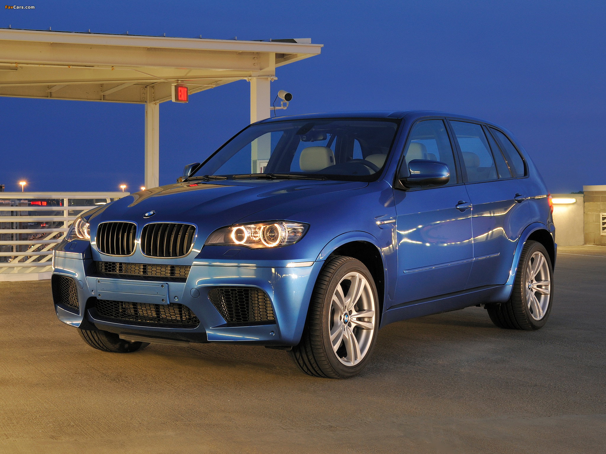 Кузова x6. BMW x5m 2010. BMW x5m 2009. BMW x5m e70 Blue. BMW x5m 2013.