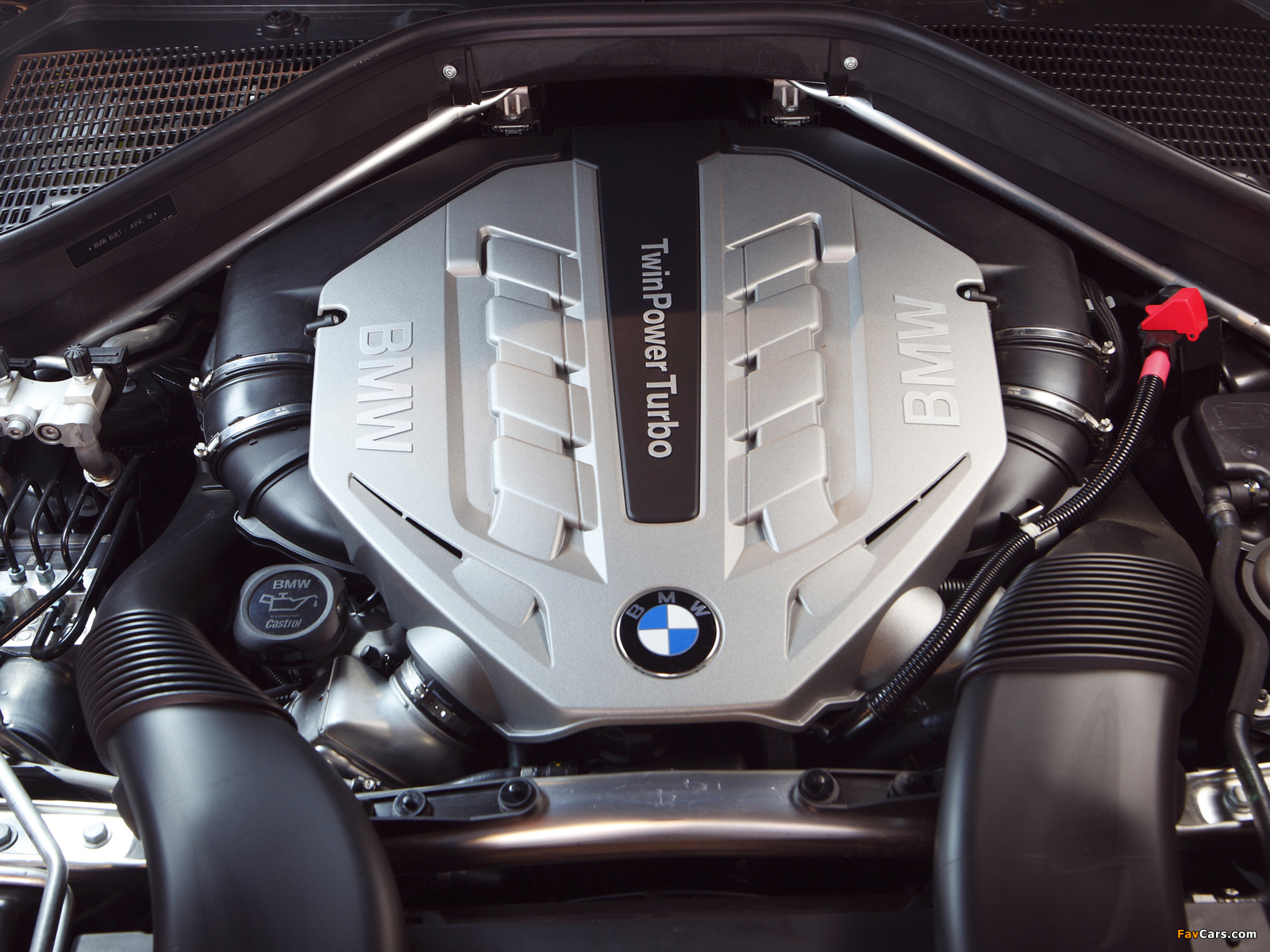Images of BMW X5 xDrive50i AU-spec (E70) 2010 (1600 x 1200)
