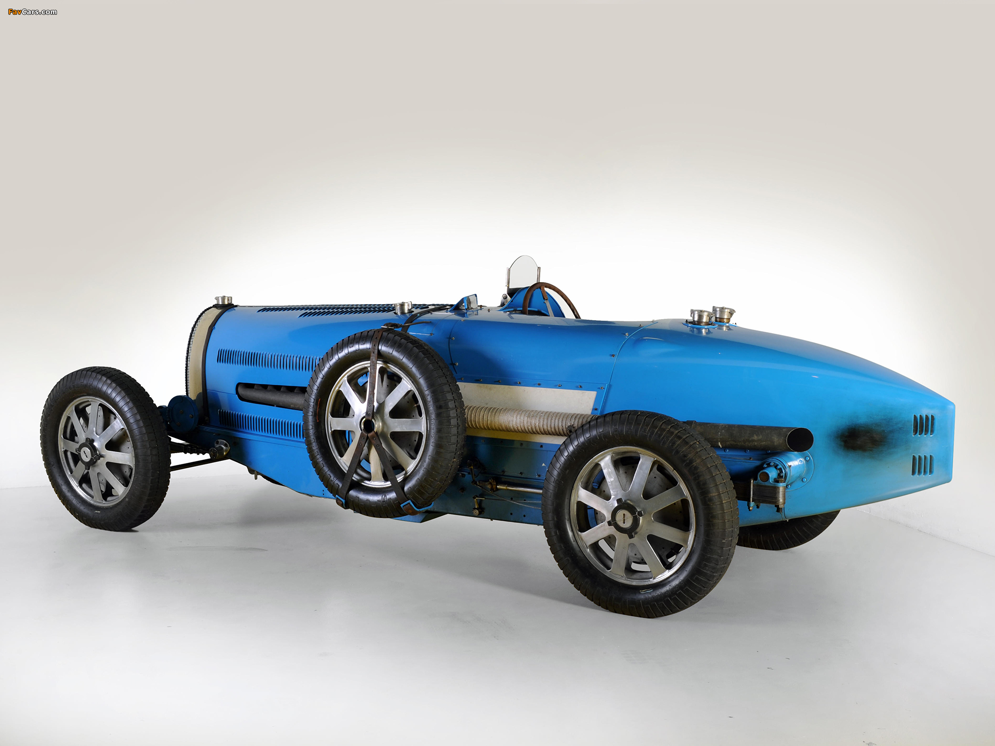 Photos of Bugatti Type 54 Grand Prix Racing Car 1931 (2048 x 1536)