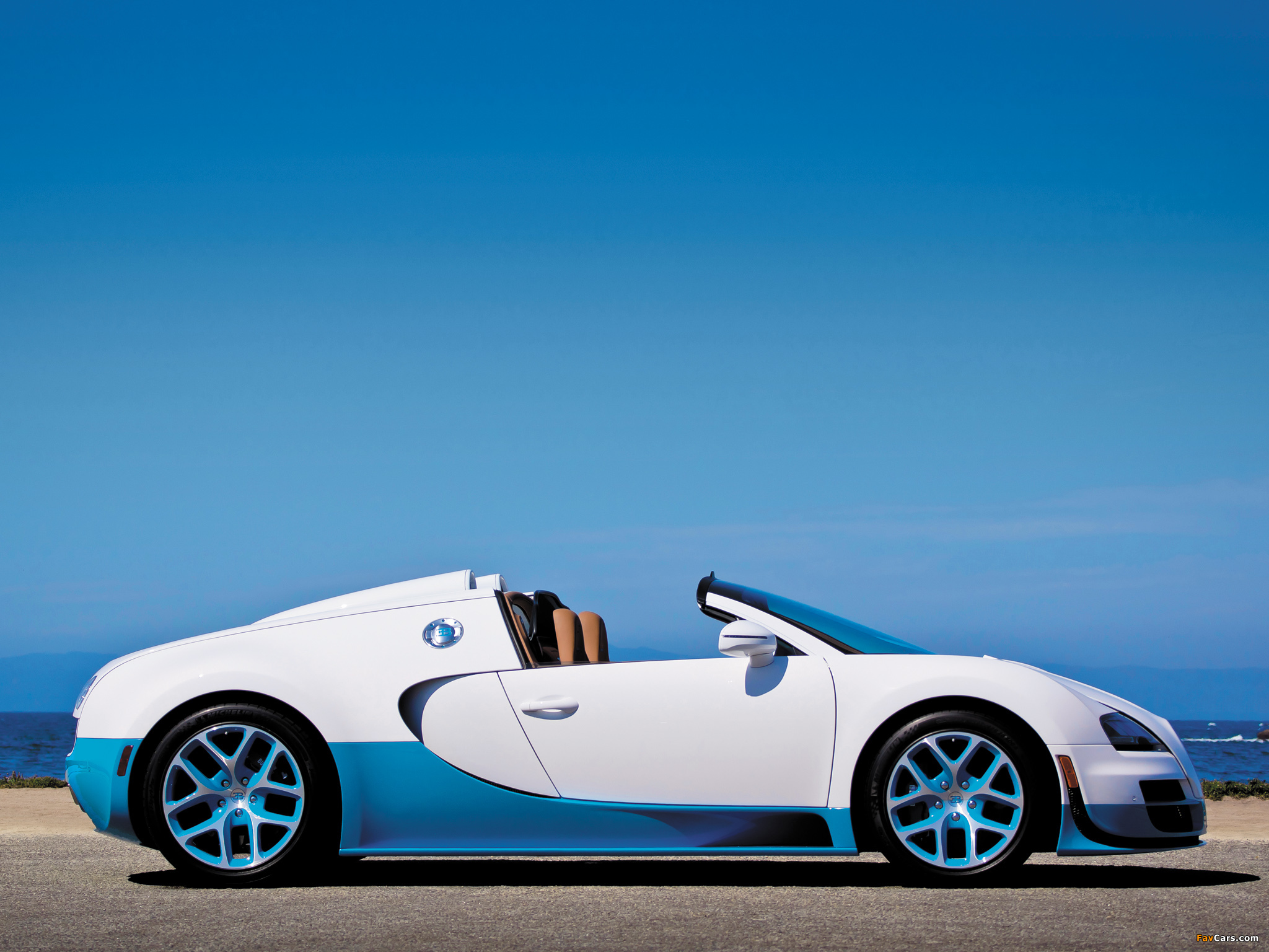 Голубой Bugatti загрузить