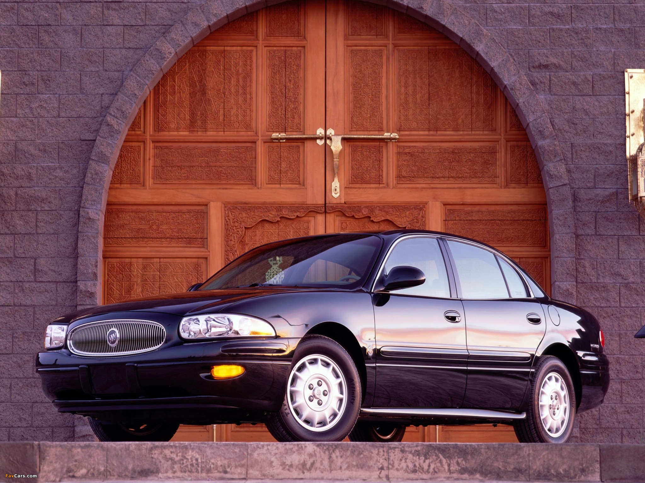 Buick LeSabre 1999–2005 images (2048 x 1536)