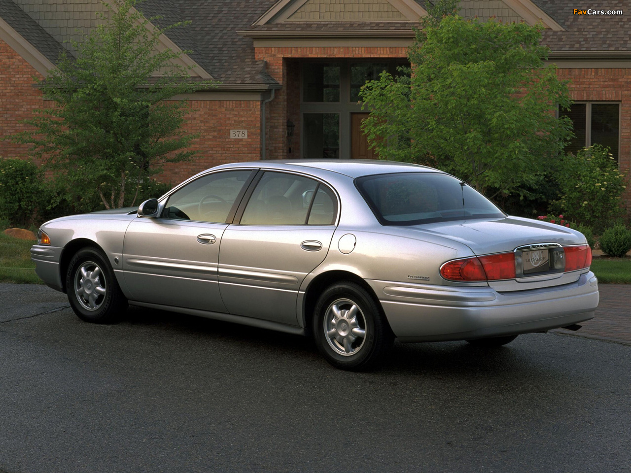 Buick LeSabre 1999–2005 photos (1280 x 960)