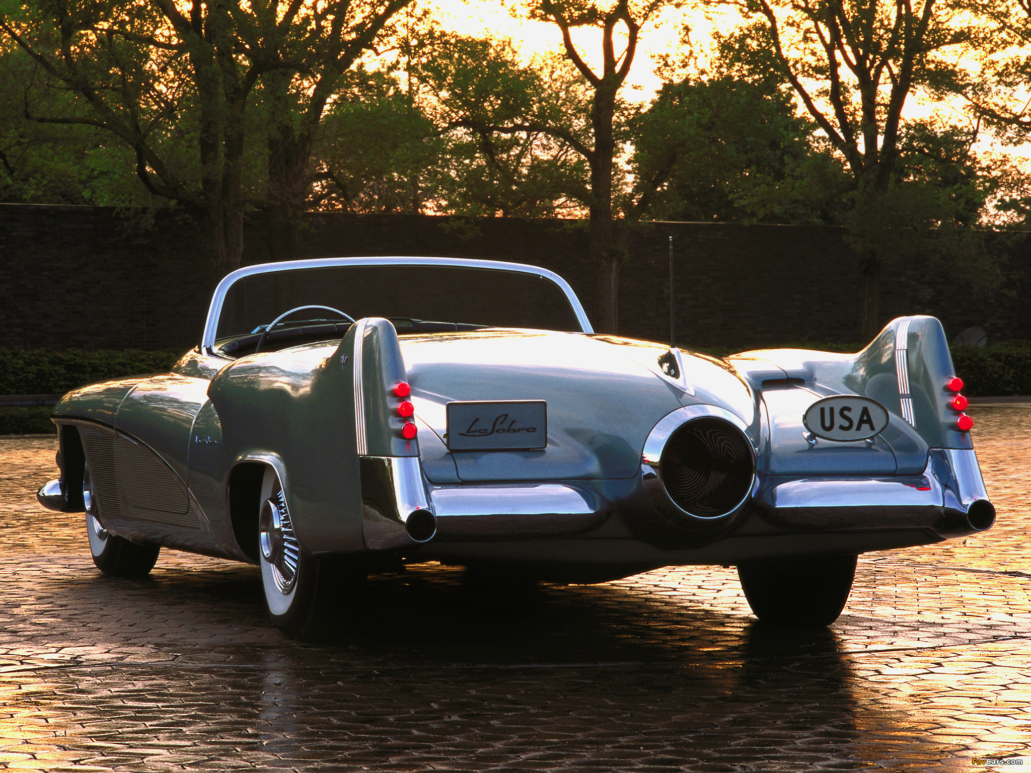 Pictures of GM LeSabre Concept Car 1951 (2048 x 1536)