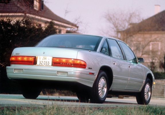 Buick Regal Sedan 1993–95 images