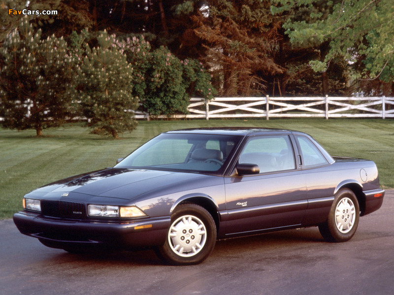 Pictures of Buick Regal Coupe 1993–97 (800 x 600)